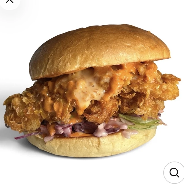 Photo authentique du Smoky Chicken Stack