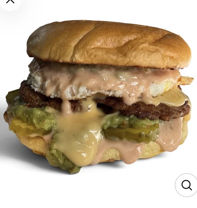 Photo authentique du Avocado Beef Stack